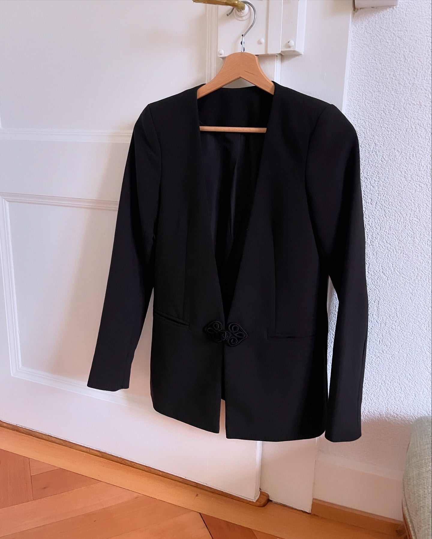 Black vintage blazer