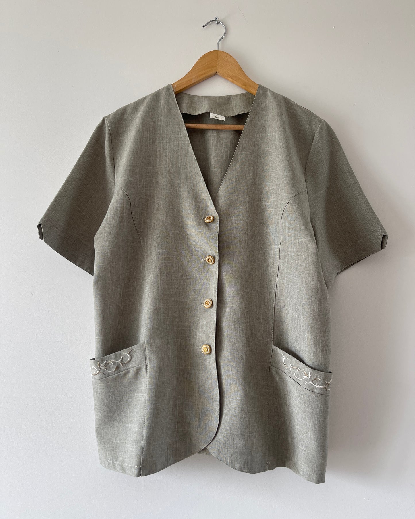 Vintage grey cardigan with short sleeves