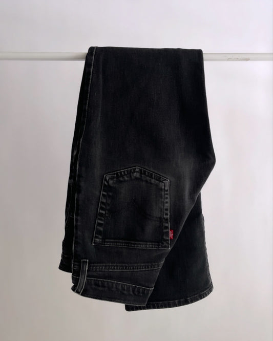 LEVIS- mid-waist dark gray jeans