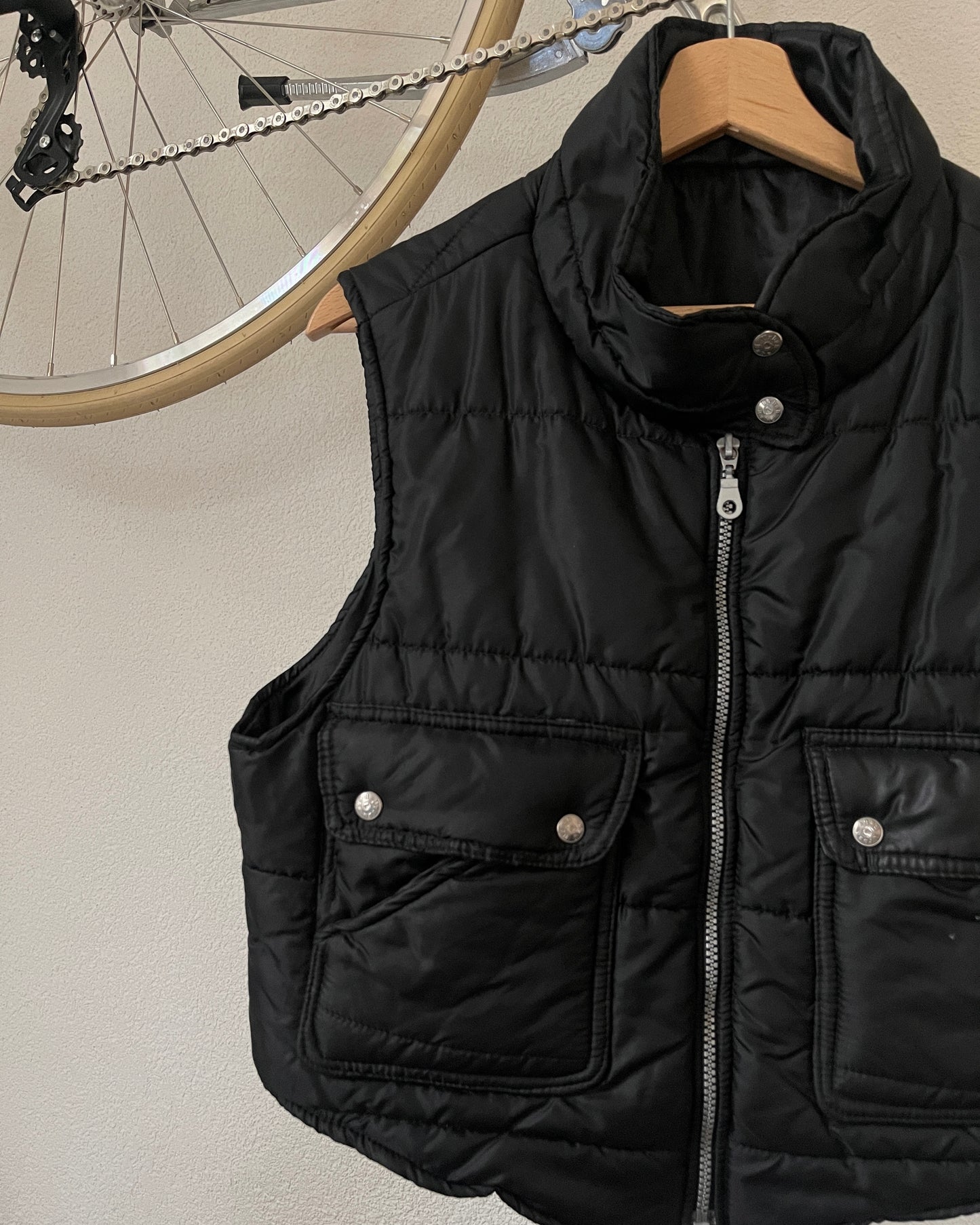 Vintage Black quilted vest with zip