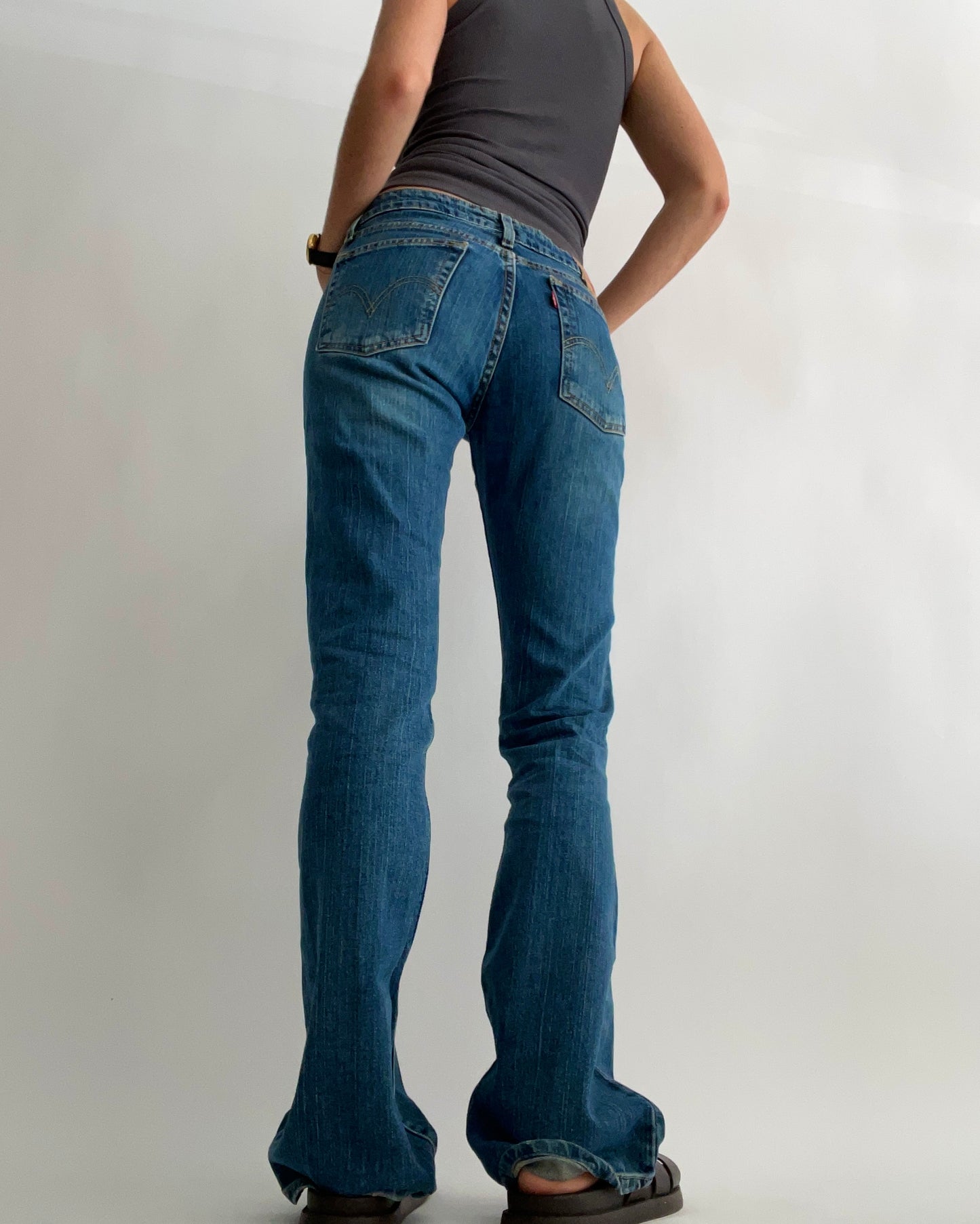 LEVIS- Low waist jeans