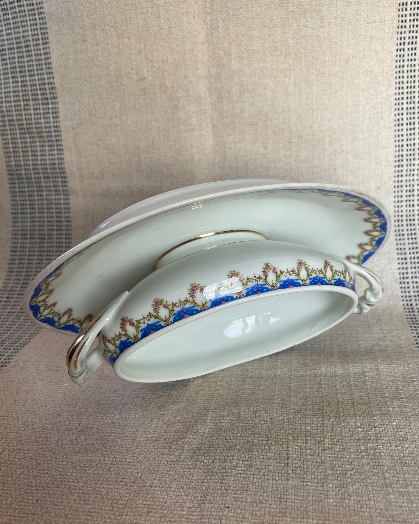 N. 3 - Vintage Gravy boat