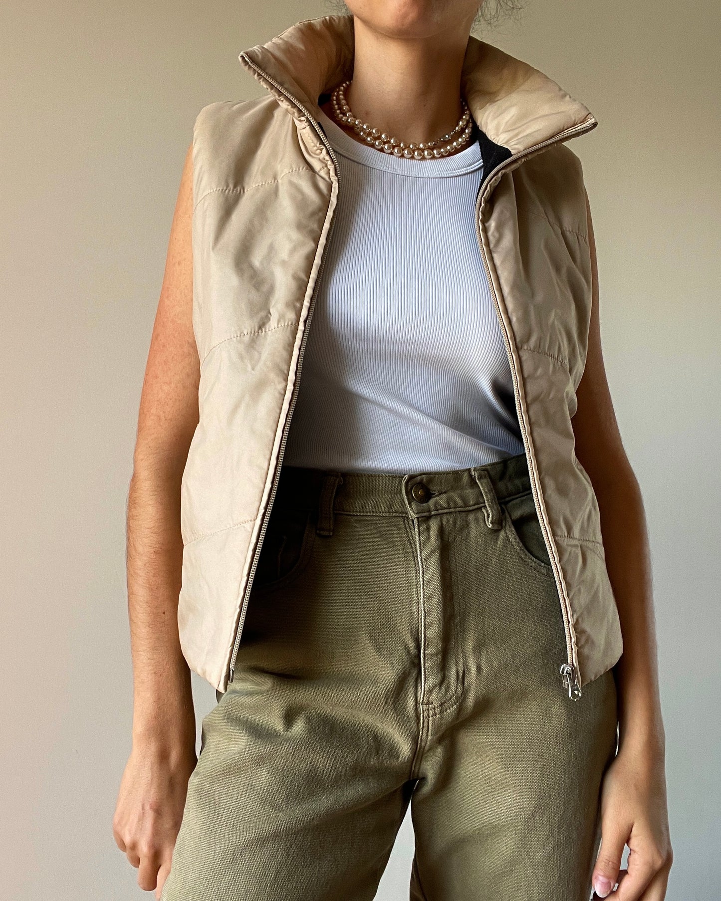 Beige winter gilet