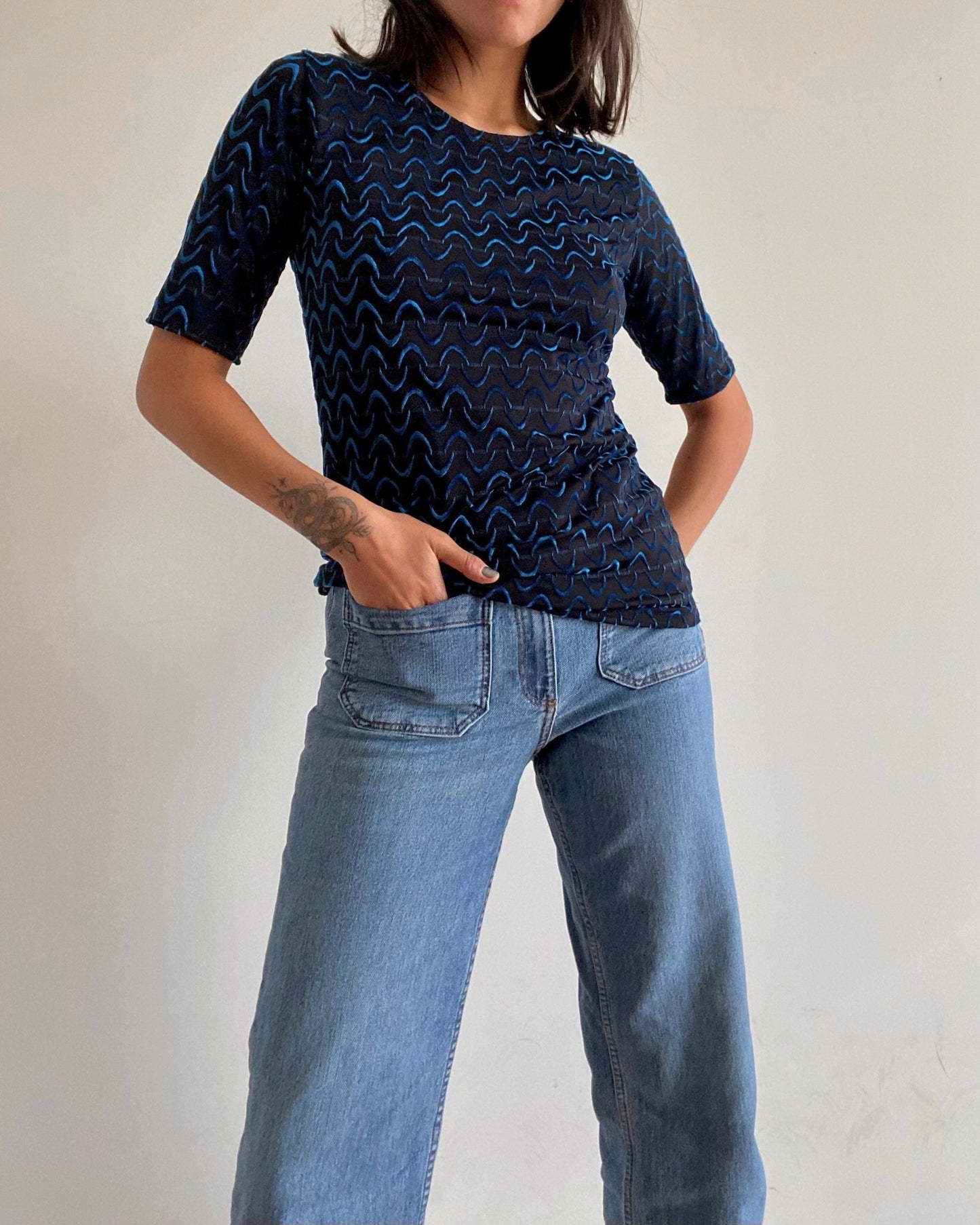 Vintage Black T-Shirt with velvet blue details